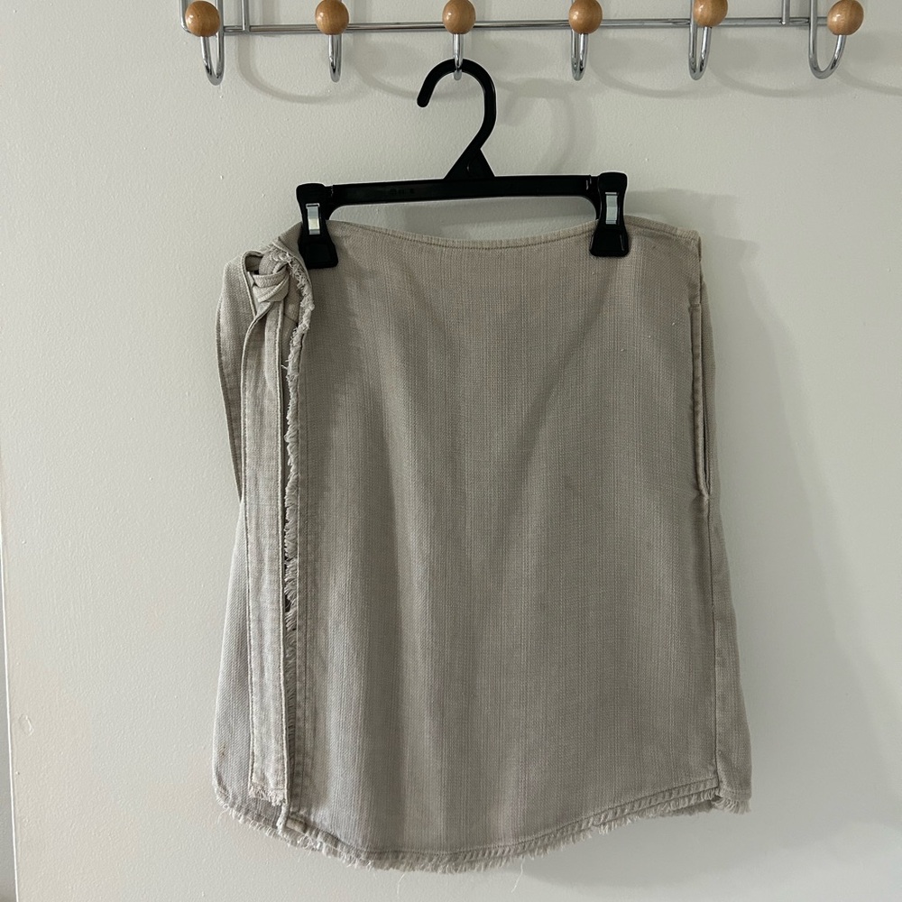 Cloth & Stone Tan Mini Skirt